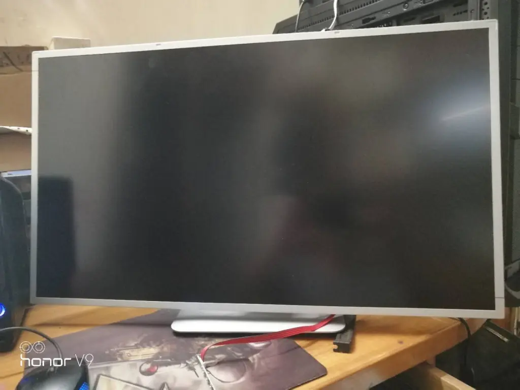 LM270WR3-SPA1  LG 27  inch tft lcd module