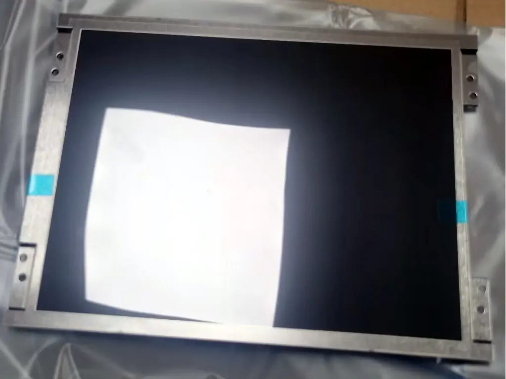 TCG084SVLPAANN-AN21  Kyocera 8.4 inch  lcd panel