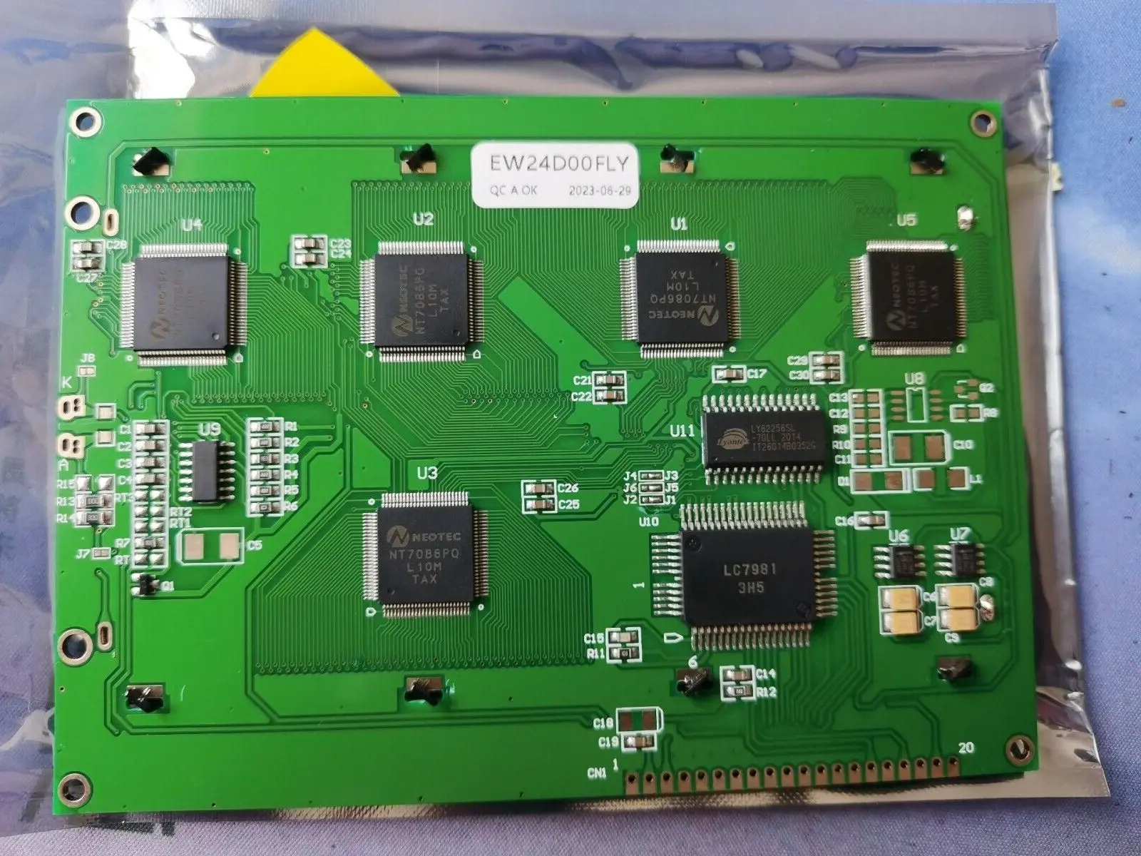 EW24D00FLY LCD PANEl