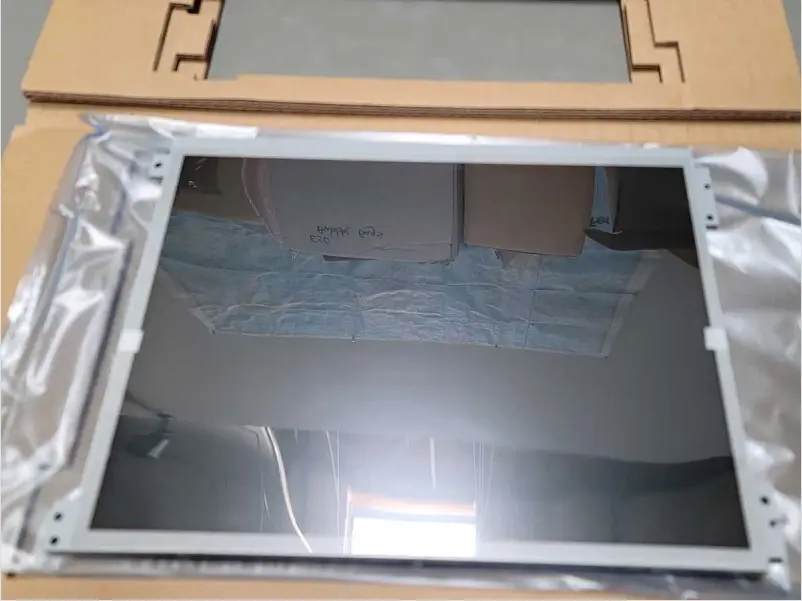 TCG121SVLPAANN-AN20-GR  Kyocera  12.1 inch lcd display screens