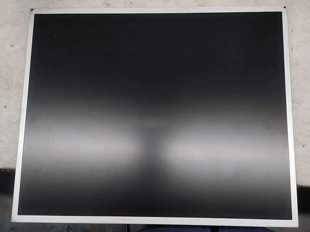 LG Display LM201U05-SLL1 20.1" Industrial LCD Display Panel 1600×1200 LVDS