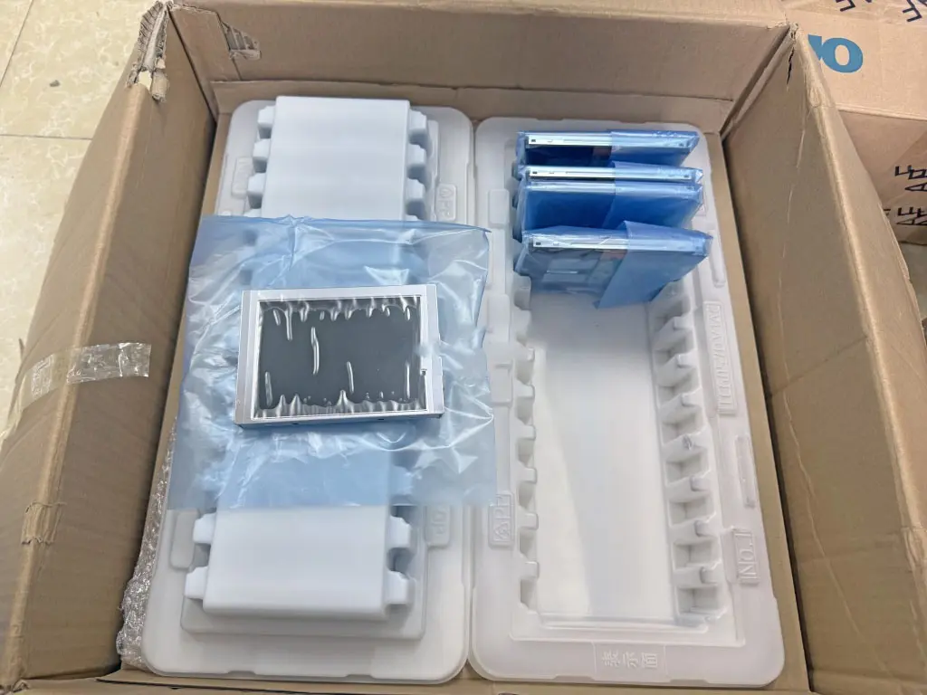 kyocera  TCG057QVLPKANN-NN50AK image 3