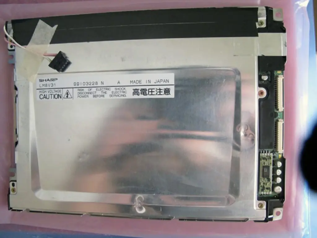 lm8v3   Sharp  7.7   inch  tft display