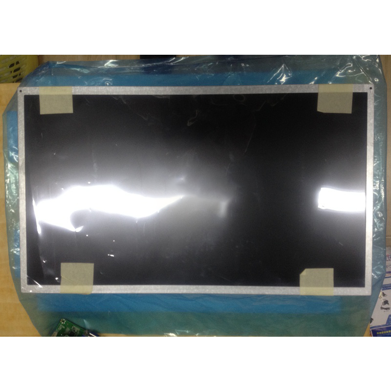 AUO G185XW01.2  18.5  inch lcd panel