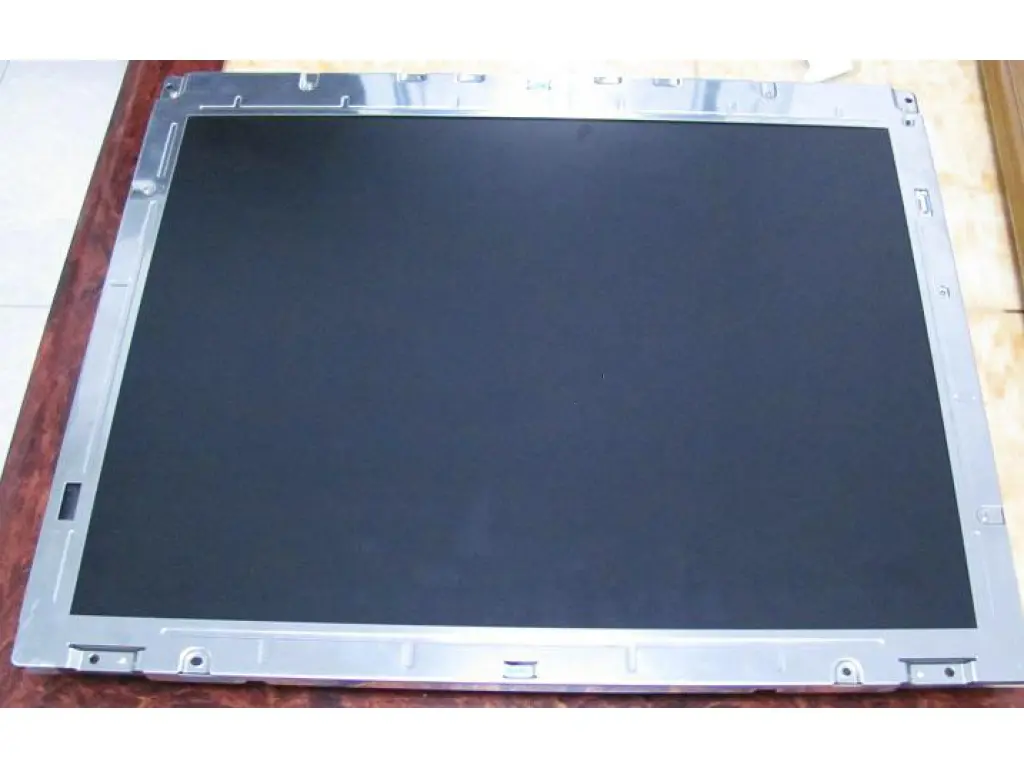 LQ231U1LW01  Sharp  23.1 inch  tft lcd module