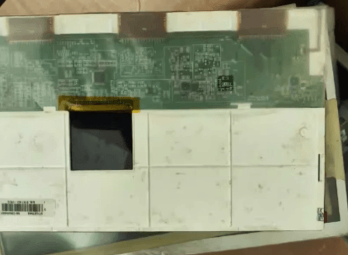 at102tn43  Innolux  10.2 inch  display modules