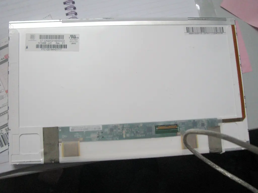 n133b6-l01   innolux 13.3 inch  tft screen