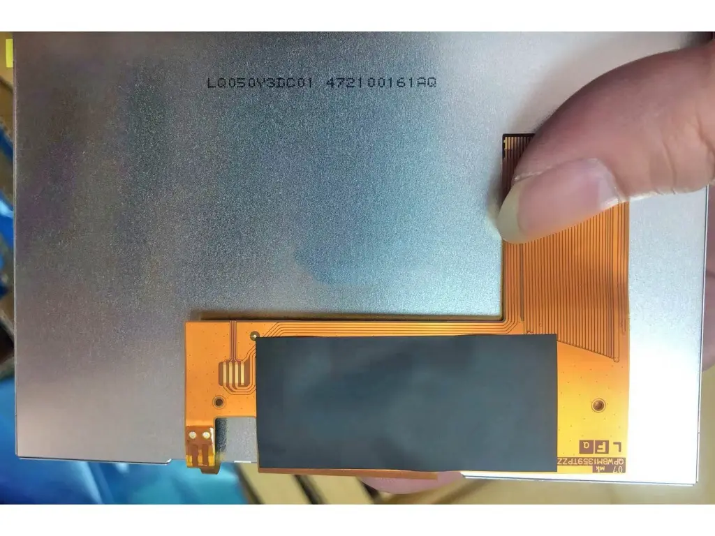 lq050y3dc01  Sharp 5  inch panel lcd