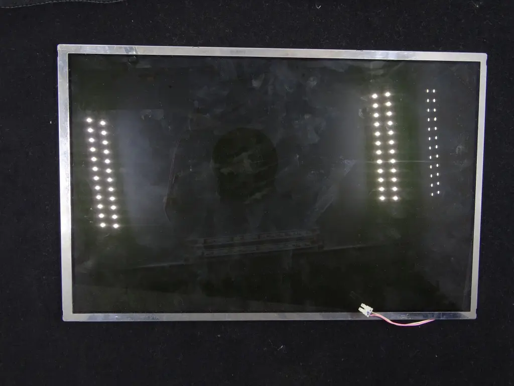 n141i1-l03   innolux  14.1 inch lcd display module