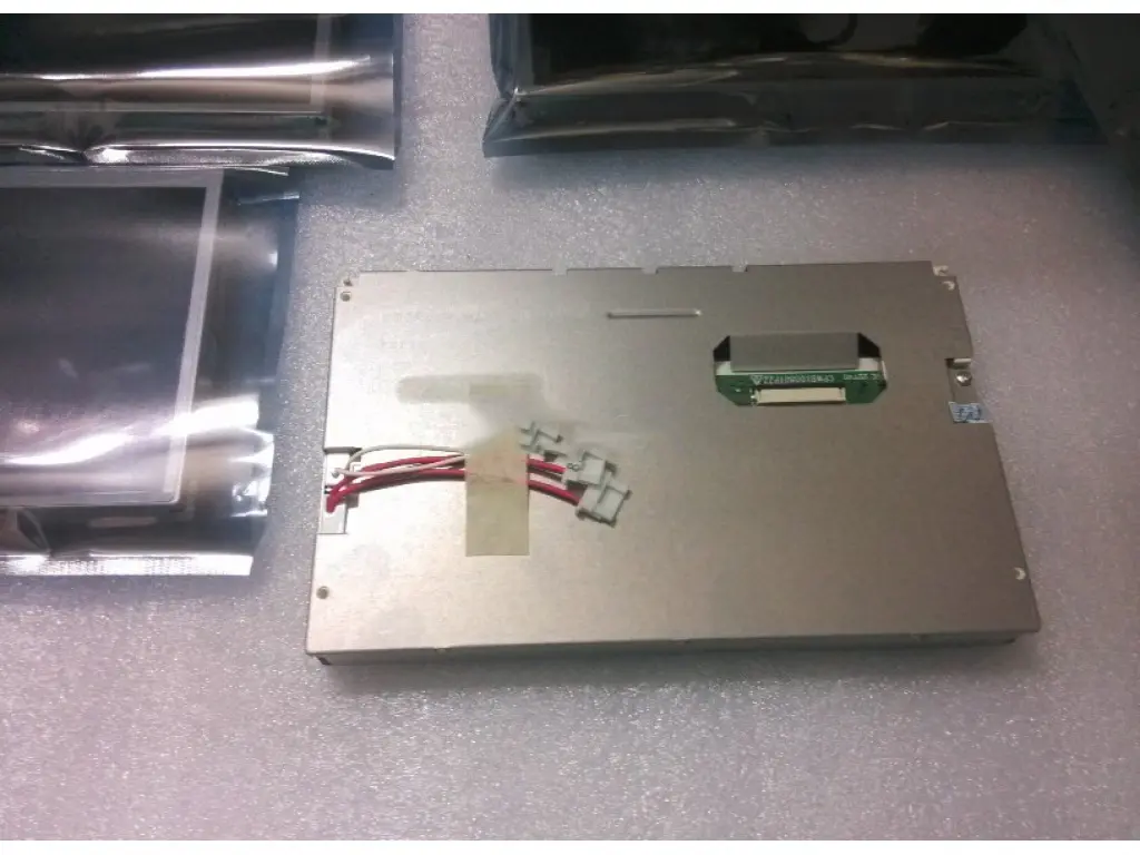 lq070t5dr01  Sharp  7 inch lcd display screens