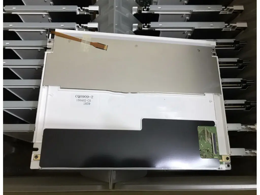 LQ104S1DG35  Sharp  10.4 inch  panel lcd