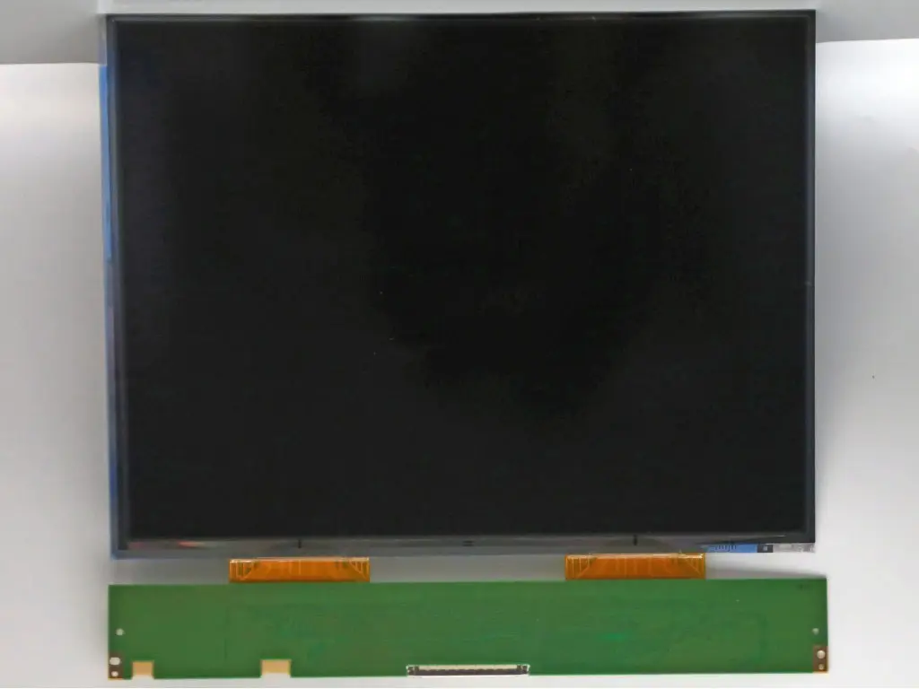 ZE104IA-03D innolux  image1