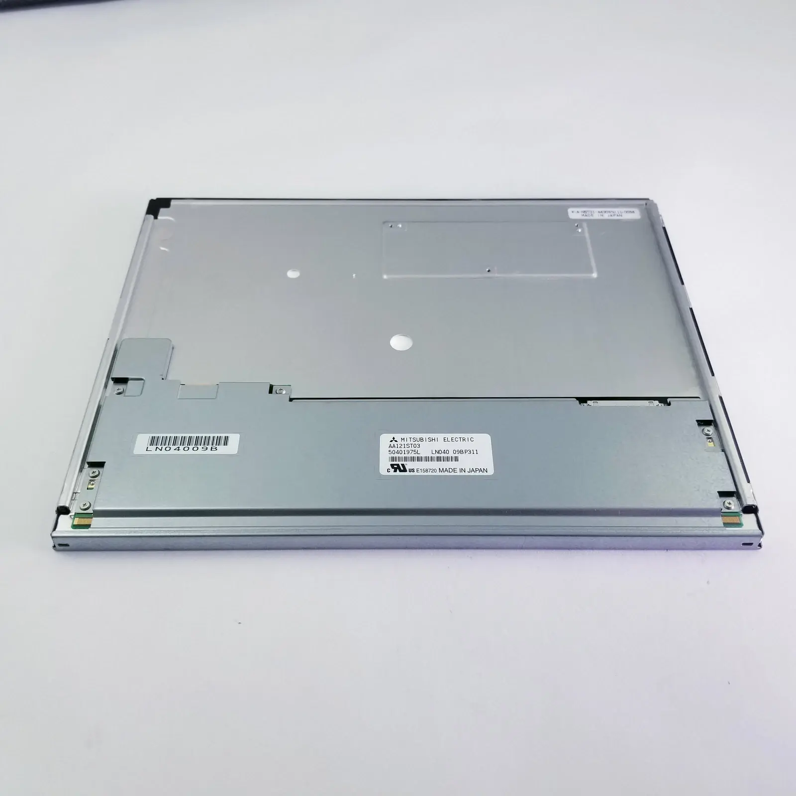 AA121ST03  Mitsubishi  12.1 inch  tft lcd module