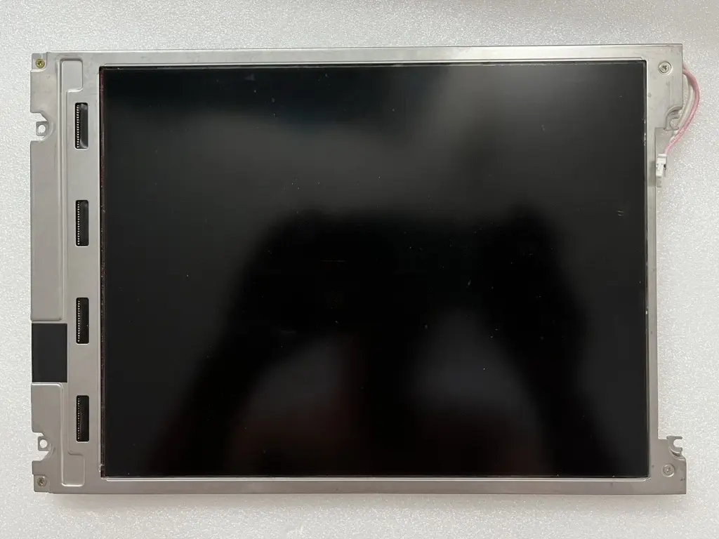 lm64c389   Sharp  10.4  inch  lcd panel
